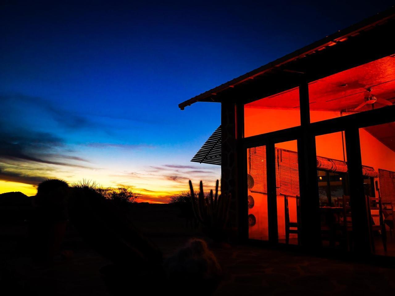 Ovita Wildlife Restcamp Okazize Ngoại thất bức ảnh